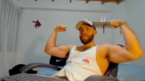 Snapshot of remy_sten chatting on 10/04/25, 01:47 Rmy Steen online show from 10/04/25, 01:47