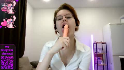 Claire online show from 02/27/26, 05:57