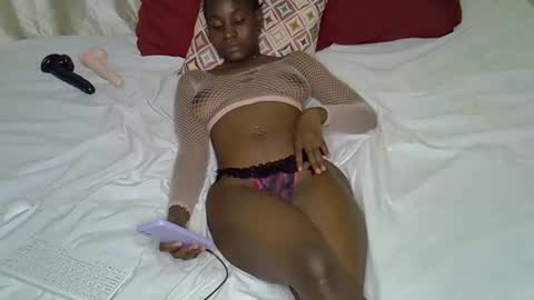 Snapshot of renal_queen chatting on 10/27/25, 10:03 renal_queen online show from 10/27/25, 10:03