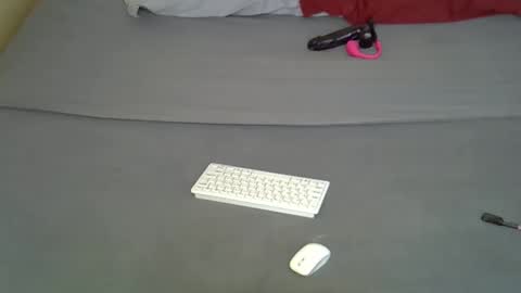 renal_queen online show from 12/22/25, 05:37