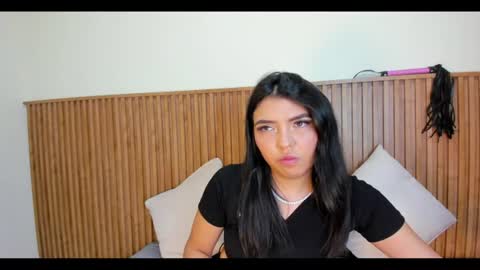Renata aura online show from 06/21/26, 04:15