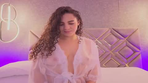 Renata 3 online show from 05/31/26, 11:50