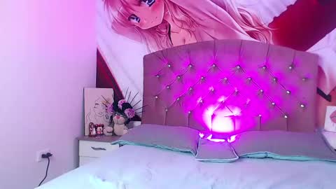 Snapshot of renata_valentina chatting on 04/16/26, 08:37 RENATA VALENTINA online show from 04/16/26, 08:37