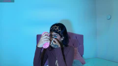 renata_velvet online show from 04/07/26, 11:32