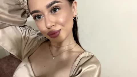 Mila online show from 03/25/26, 03:18