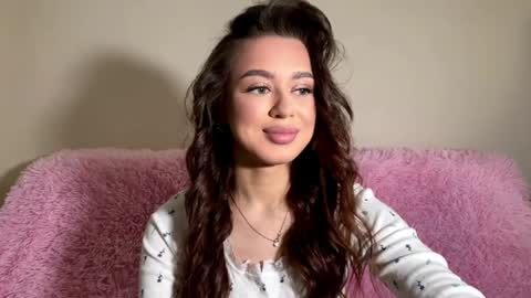 Mila online show from 04/11/26, 03:16