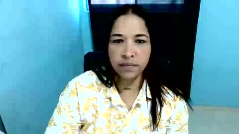 Renata online show from 06/06/26, 04:01
