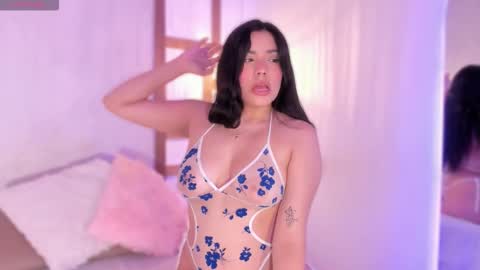 Snapshot of renataleclair chatting on 02/16/26, 03:52 renataleclair online show from 02/16/26, 03:52