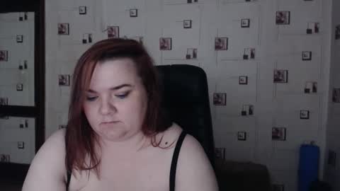 renataoia online show from 03/29/26, 04:51