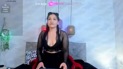 Renatha Laurent online show from 06/17/26, 07:48