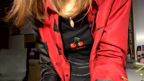 Mia online show from 02/12/26, 04:35