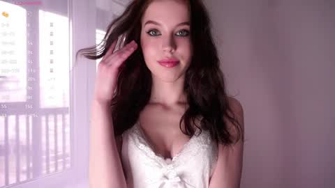 Snapshot of renaythilmony chatting on 04/05/26, 11:40 Naomi online show from 04/05/26, 11:40