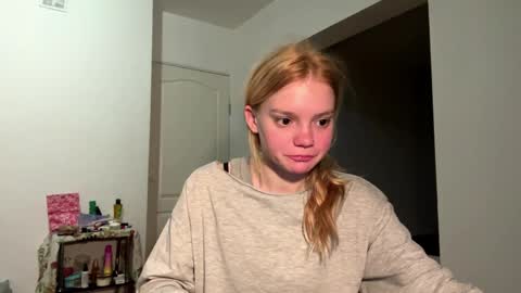 Tiffany online show from 04/12/26, 02:16