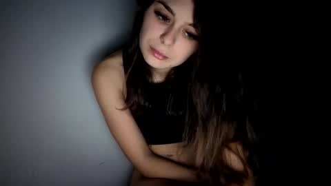 renee_loah online show from 11/03/25, 09:48