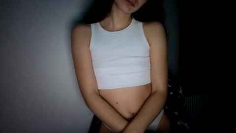renee_loah online show from 11/05/25, 10:10