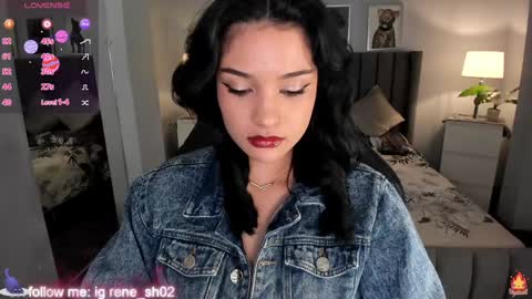 Snapshot of renee_shelby_ chatting on 01/09/25, 12:25 Renee Shelby online show from 01/09/25, 12:25