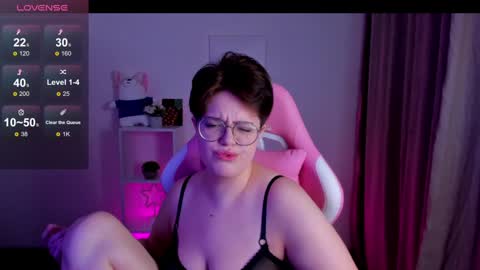 renee_turner online show from 12/29/24, 01:13