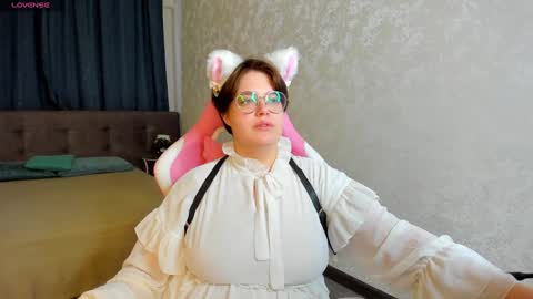 renee_turner online show from 03/02/25, 08:16