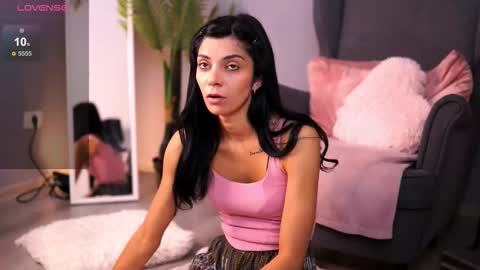 Rena online show from 10/29/25, 04:59