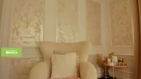 Snapshot of rennatha21 chatting on 09/19/25, 08:16 Rennatha online show from 09/19/25, 08:16