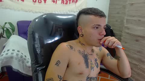 R E N E  online show from 12/06/24, 07:21