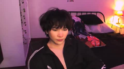 rennuts online show from 10/12/25, 12:37