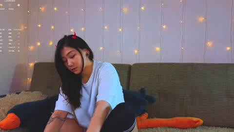 Snapshot of renochka chatting on 12/06/24, 02:17 renochka online show from 12/06/24, 02:17