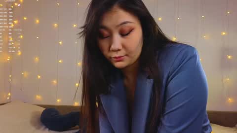 Snapshot of renochka chatting on 12/25/24, 07:03 renochka online show from 12/25/24, 07:03