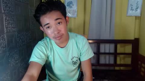 rnezamora online show from 10/28/25, 02:42