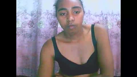 Snapshot of rephaleta chatting on 10/12/25, 11:09 Rephaleta online show from 10/12/25, 11:09