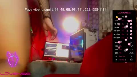 Snapshot of respectme0923 chatting on 02/17/25, 02:59 HAZEL online show from 02/17/25, 02:59