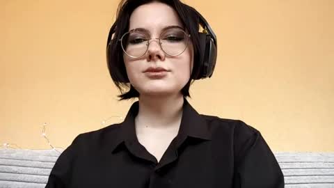 Sofia online show from 04/14/26, 07:03