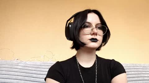 Sofia online show from 04/15/26, 07:04