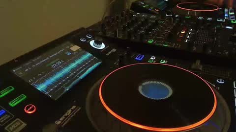 Snapshot of reticuli chatting on 01/26/25, 02:35 GearPorn online show from 01/26/25, 02:35