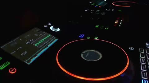 Snapshot of reticuli chatting on 02/24/25, 03:23 GearPorn online show from 02/24/25, 03:23