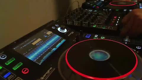 Snapshot of reticuli chatting on 09/17/25, 02:57 GearPorn online show from 09/17/25, 02:57