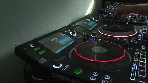 Snapshot of reticuli chatting on 10/18/25, 08:53 GearPorn online show from 10/18/25, 08:53