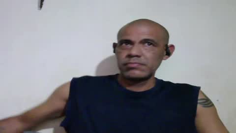 Snapshot of retlam37 chatting on 06/14/26, 03:30 Walter online show from 06/14/26, 03:30