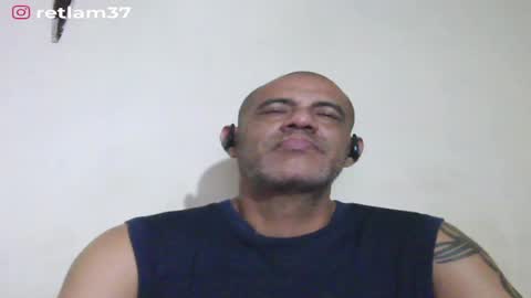 Snapshot of retlam37 chatting on 07/07/26, 06:58 Walter online show from 07/07/26, 06:58