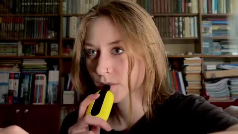 Rie online show from 04/07/26, 01:55