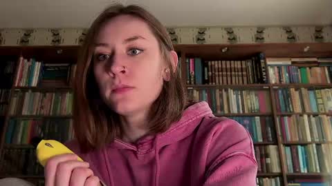 Rie online show from 04/14/26, 11:27