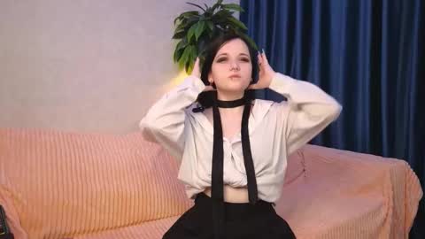 reydiobscura online show from 12/21/25, 05:03