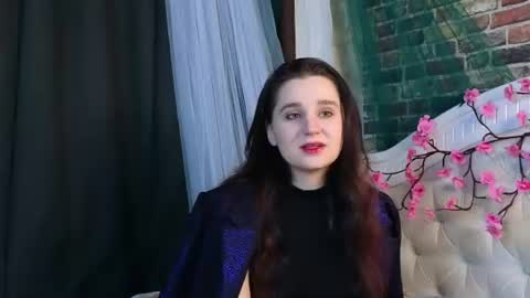 Snapshot of reynaedge chatting on 06/15/26, 08:22 reynaedge online show from 06/15/26, 08:22