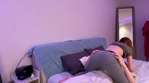 Lola online show from 04/08/26, 10:10