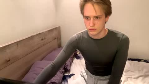 Lola online show from 05/31/26, 05:53