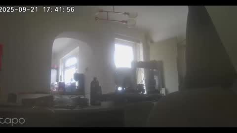 Snapshot of reza240782 chatting on 09/21/25, 04:41 reza240782 online show from 09/21/25, 04:41