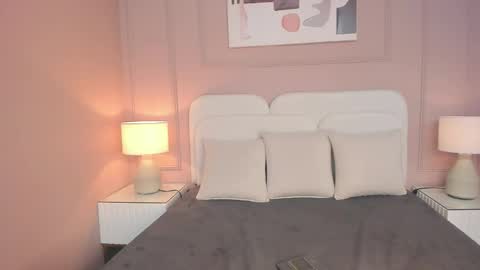 Reze  online show from 03/10/26, 12:10