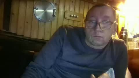 Snapshot of rezznova chatting on 01/12/26, 06:13 Joe online show from 01/12/26, 06:13