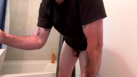 Snapshot of rgbtx86 chatting on 11/23/25, 09:09 Ryan Gold online show from 11/23/25, 09:09