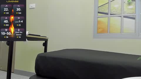 Snapshot of rhaegal_hot chatting on 02/23/25, 05:07 Rhaegal online show from 02/23/25, 05:07